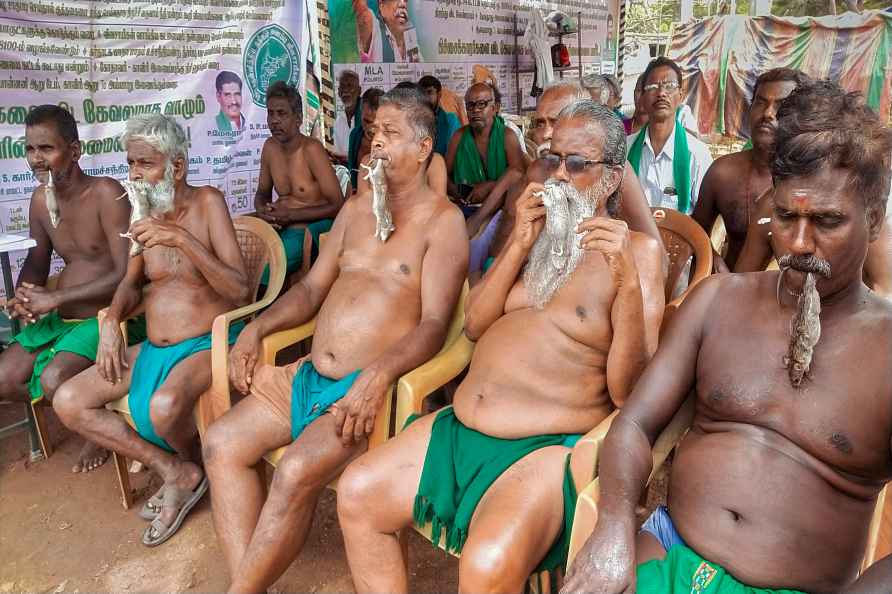 Farmer protest in Tamil Nadu