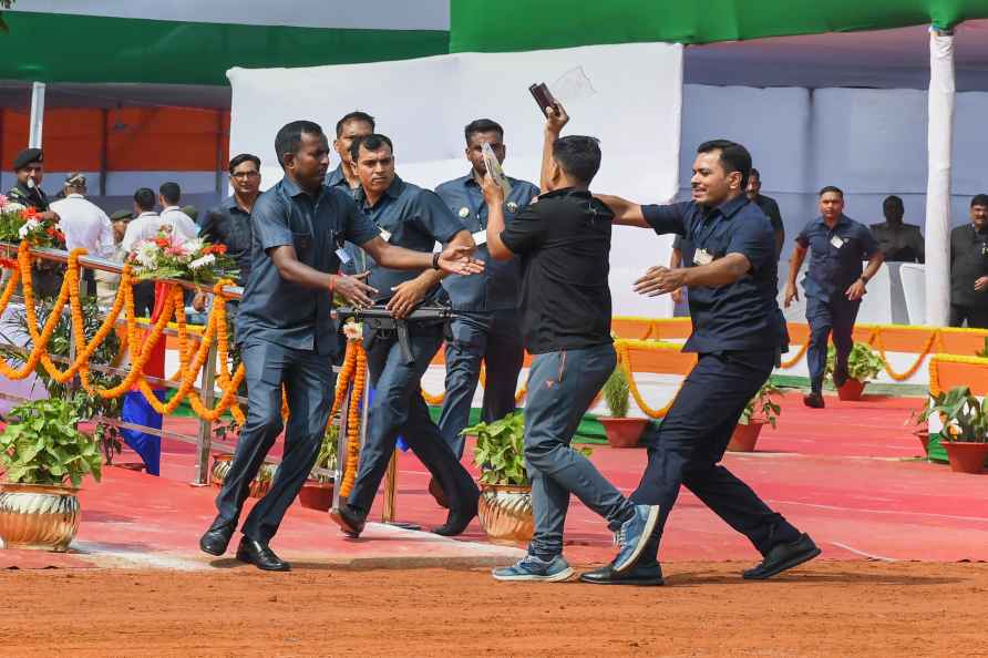 Protest at Independence Day function