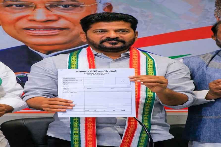 Telangana Congress begins receiving applications from ticket aspirants