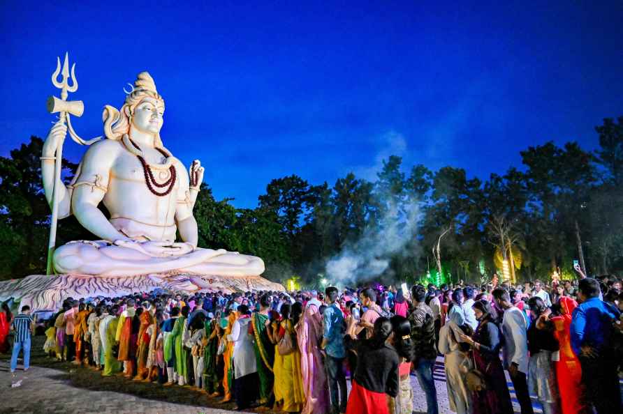 Shiva devotees in Jabalpur