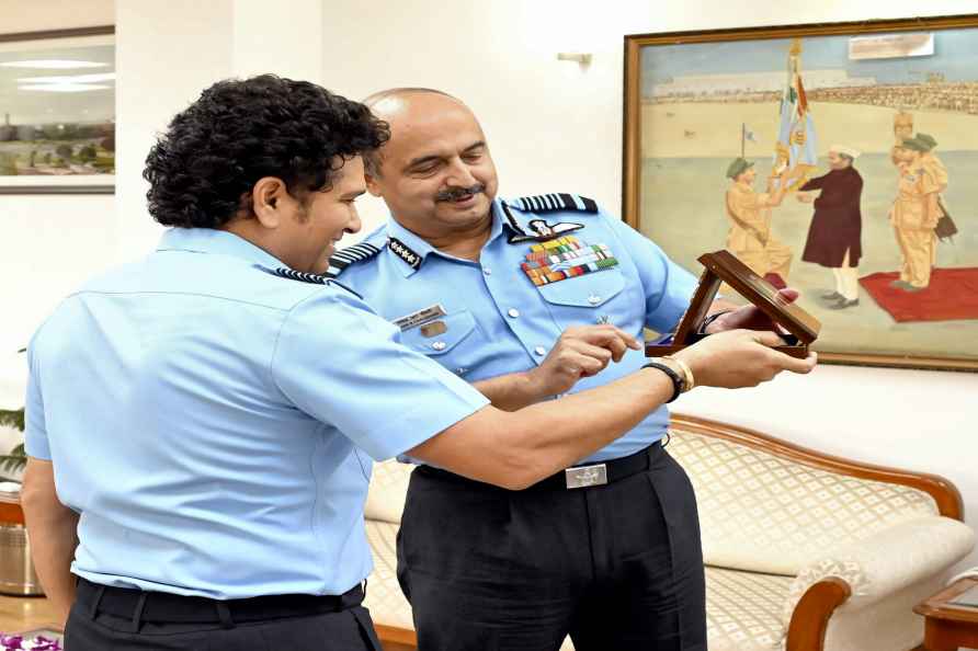 Sachin Tendulkar with Chief of Air Staff