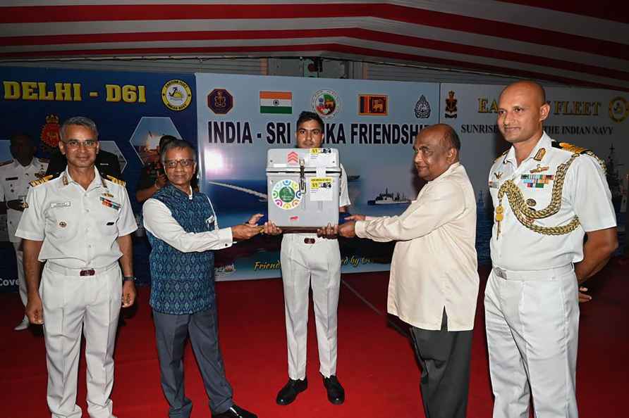 INS Delhi in Sri Lanka