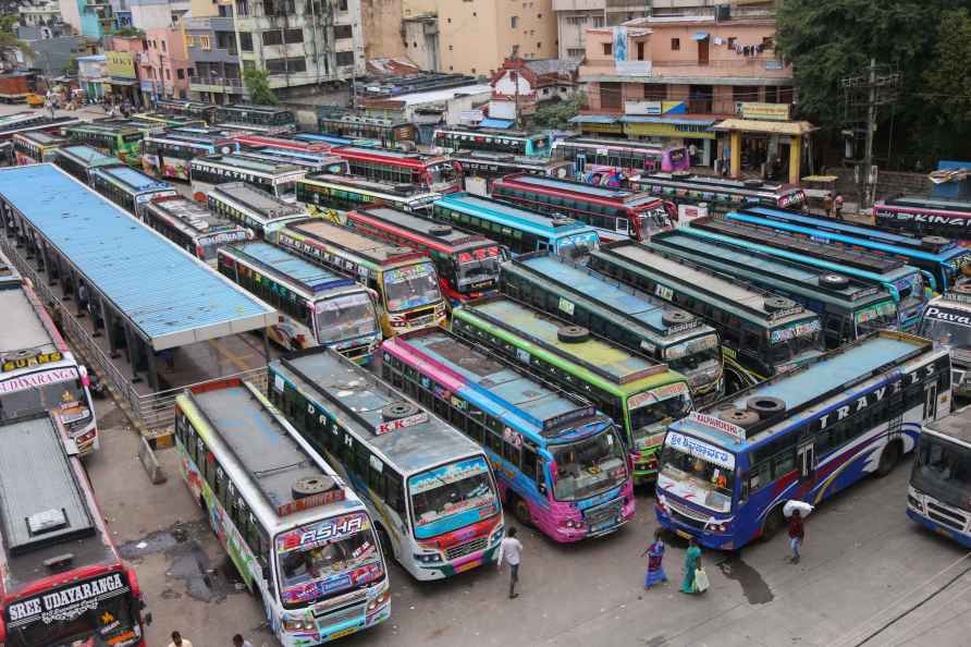 Private transporters observe bandh in Bengaluru