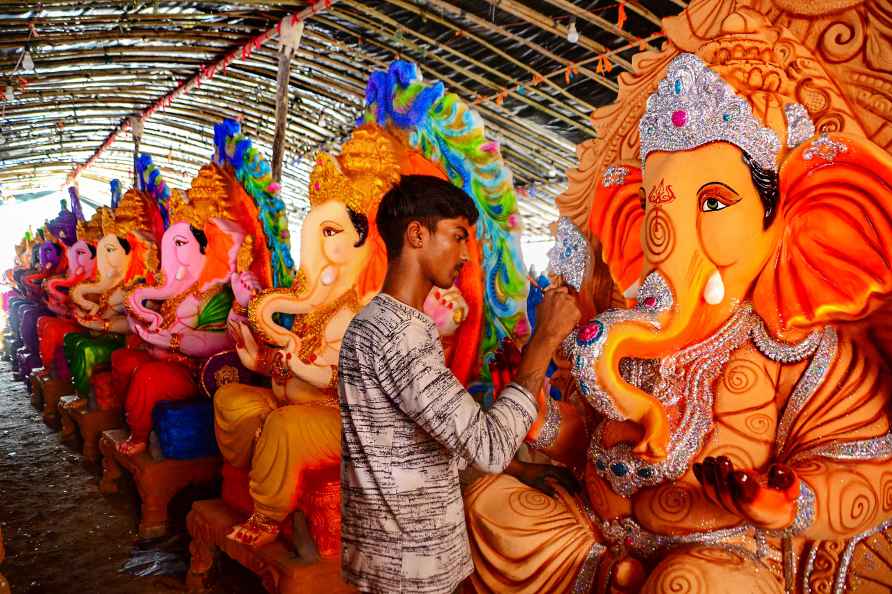 Preps for Ganesh Chaturthi festival in UP