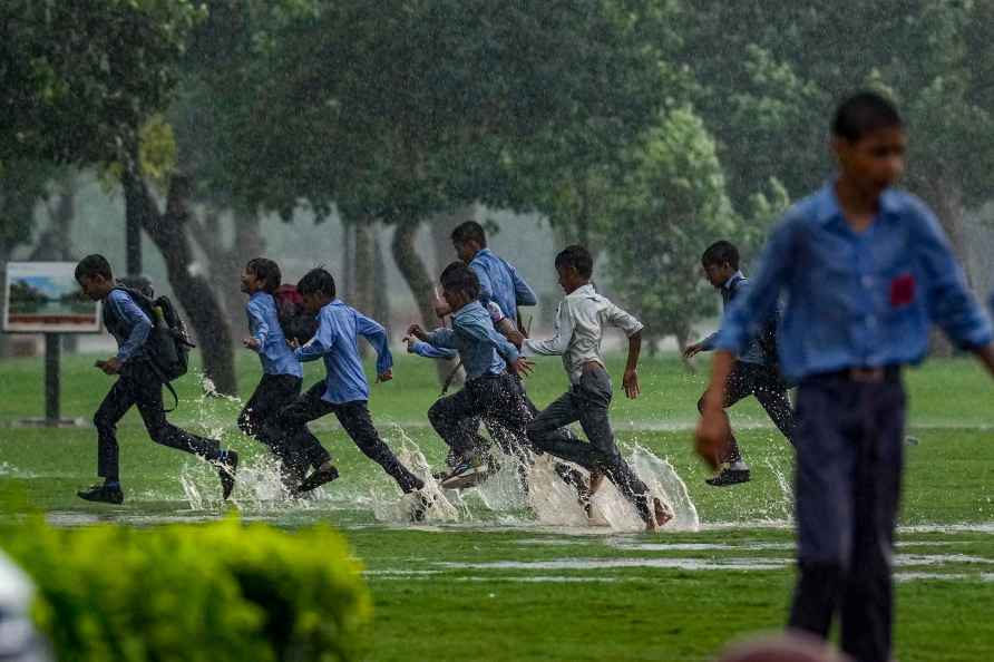 Weather-Rain in Delhi