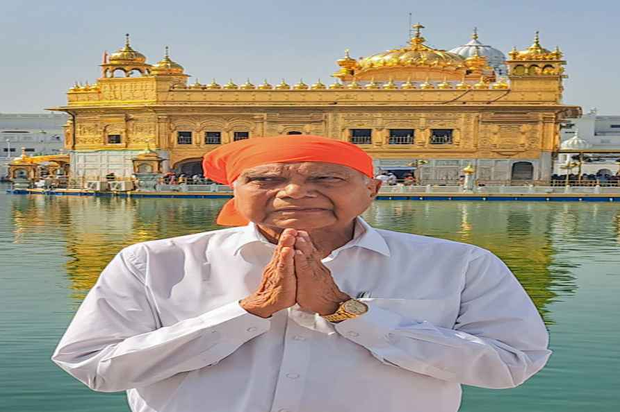 Punjab Governor at Golden Temple