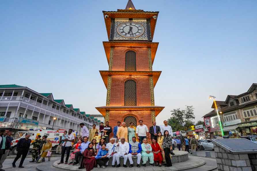 Eranna Kadadi, Shyam Singh Yadav at Lal Chowk