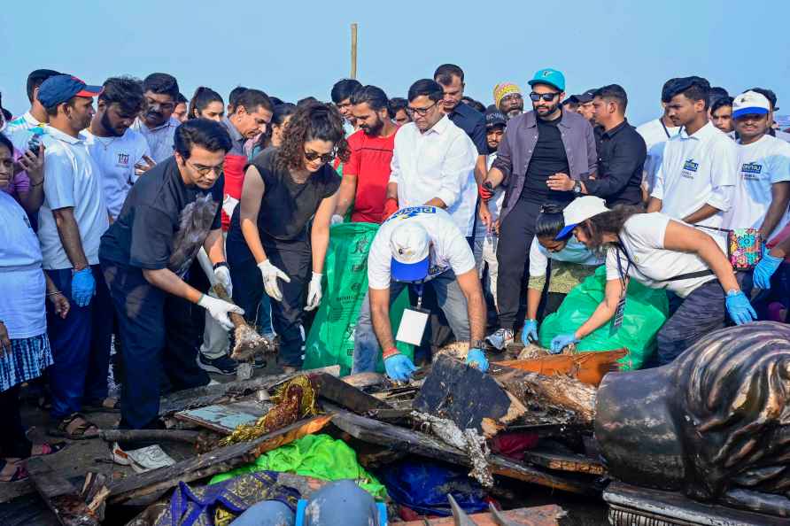 Cleanathon 2.0 in Mumbai