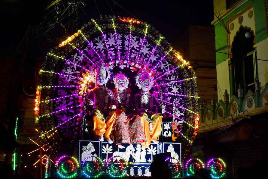 Procession ahead of Dussehra in UP