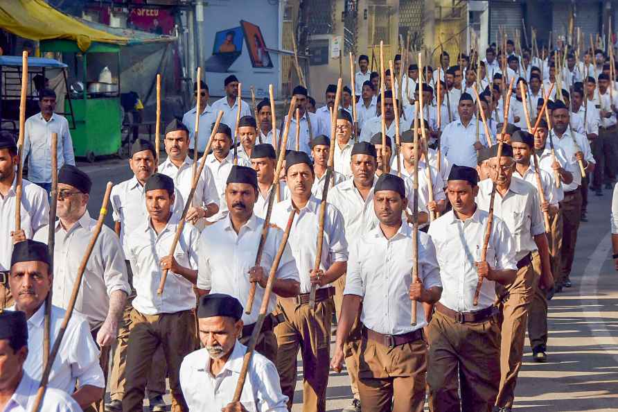 RSS Path Sanchalan during Durga Puja