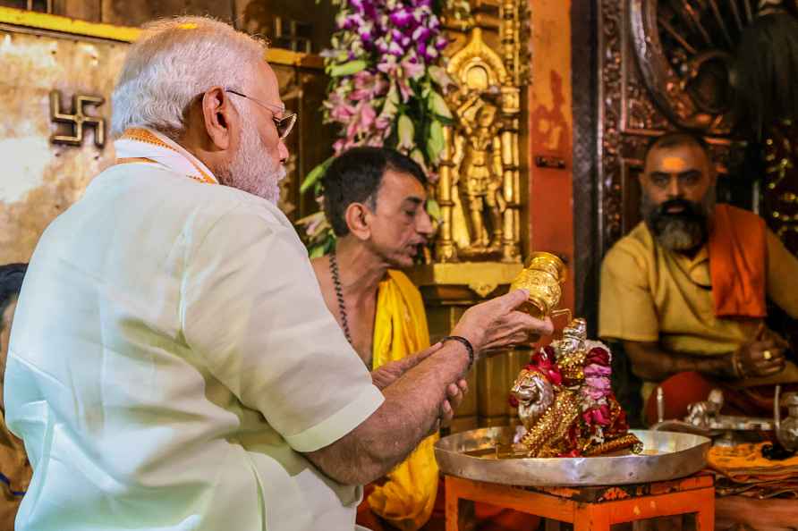 PM Modi at Ambaji temple