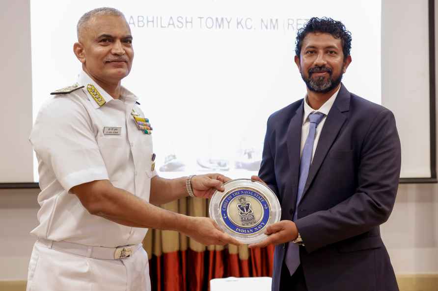 Cdr Abhilash Tomy felicitated