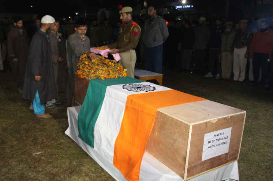 Policeman shot dead in J&K