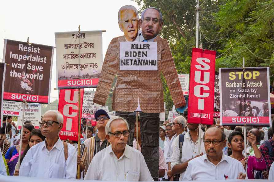 SUCI protest rally in Kolkata