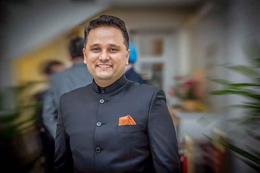 Author Amish Tripathi