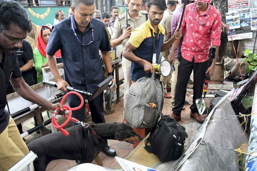 Kerala Secretariat received bomb threat