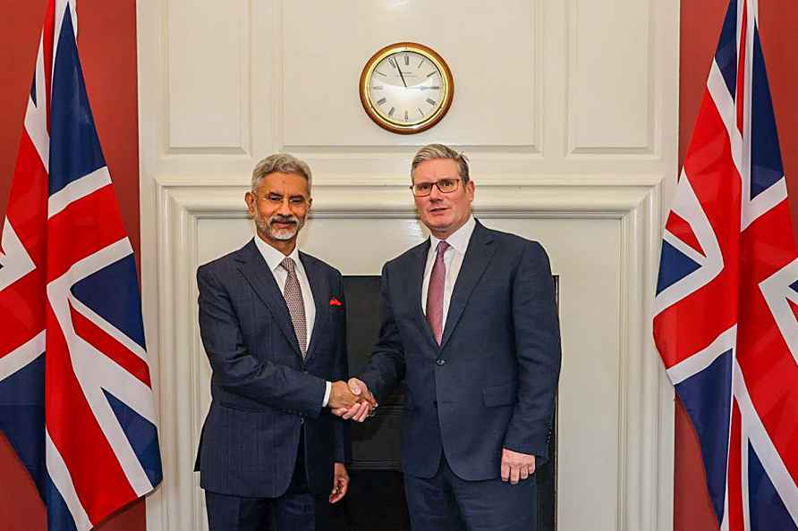 S Jaishankar, Keir Starmer meet