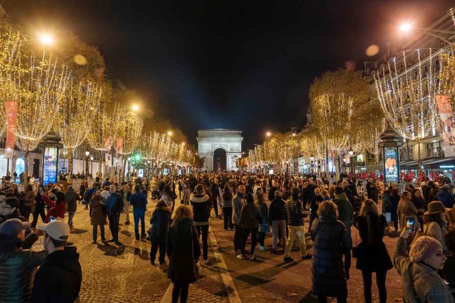 Champs Elysee illumination ceremony