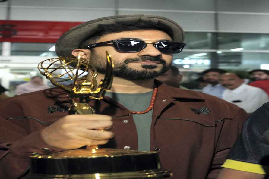 New Delhi: Actor-comic Vir Das upon his arrival at Indira Gandhi...