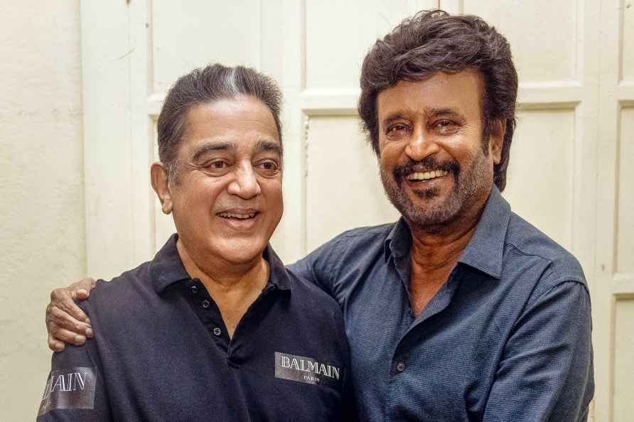 Kamal Haasan meets Rajinikanth