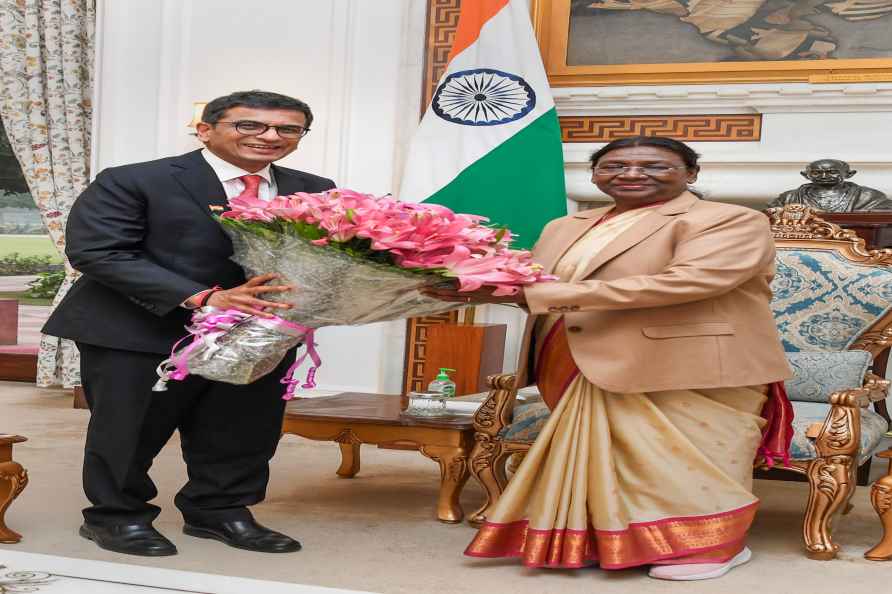 Prez Murmu with CJI DY Chandrachud