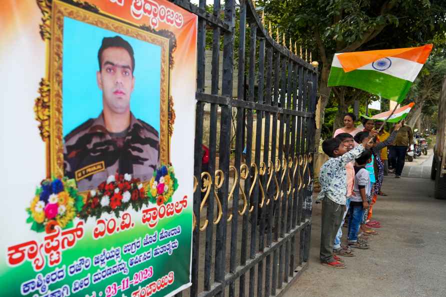 Last rites of Captain MV Pranjal in Bengaluru