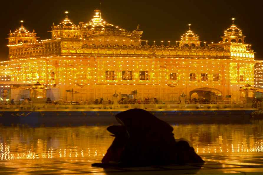 The Golden Temple ahead of Gurpurab