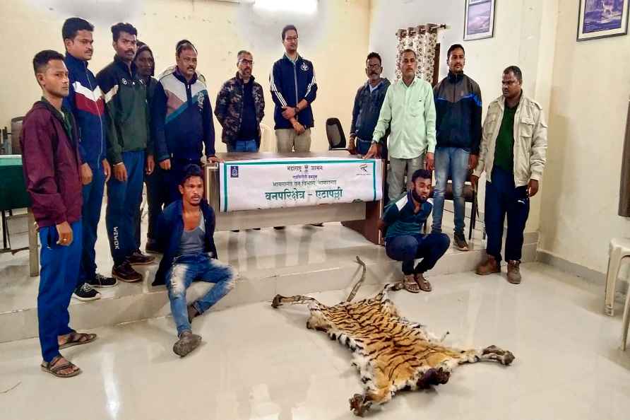 2 held with tiger skin in Gadchiroli