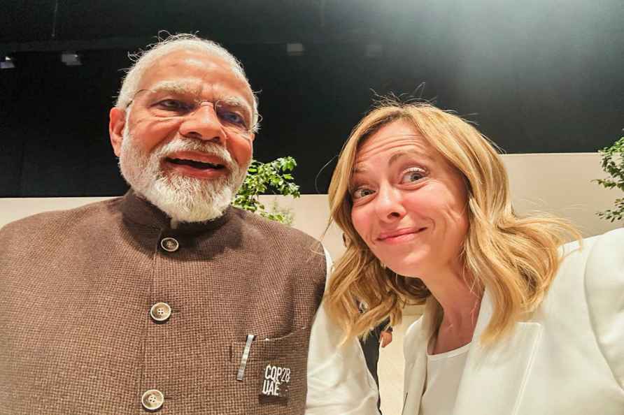 PM Modi with Giorgia Meloni at COP28 UAE