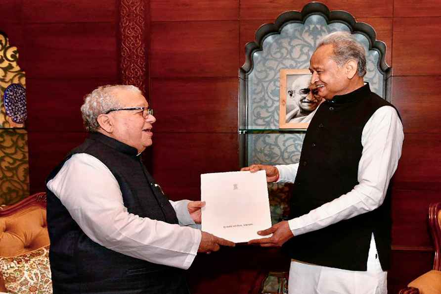 Ashok Gehlot submits resignation