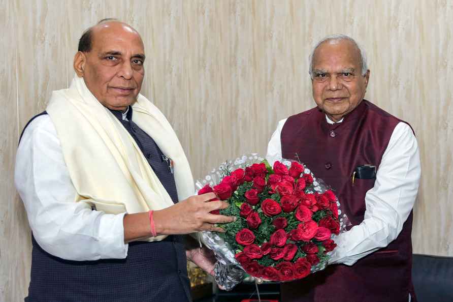 Banwarilal Purohit meets Rajnath Singh