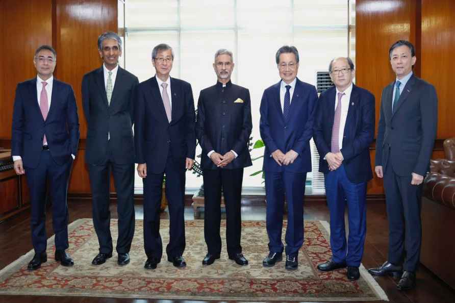 Lim Boon Heng meets S. Jaishankar