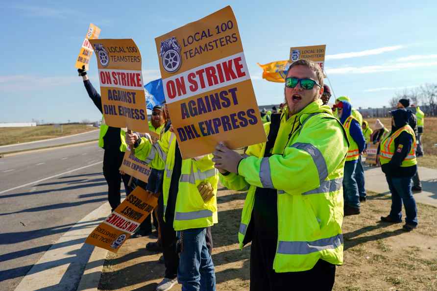 Teamsters protest against DHL Express