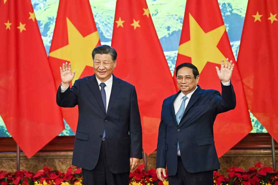 Pham Minh Chinh, Xi Jinping