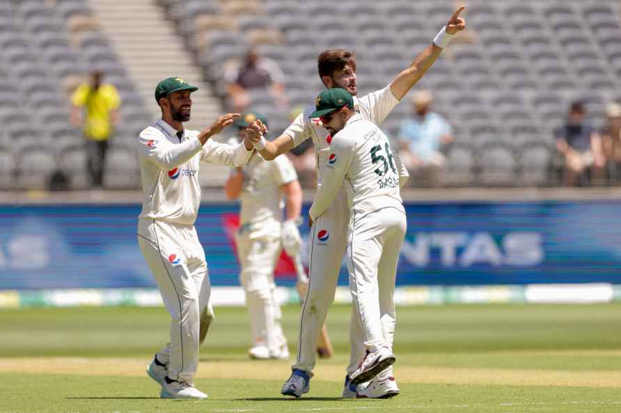 First cricket test between Australia and Pakistan