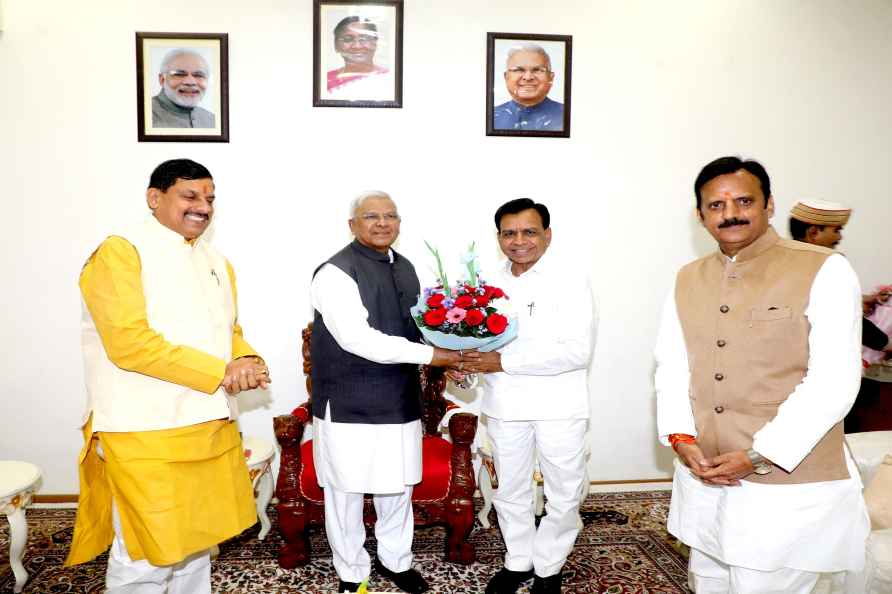 Mangubhai Patel, Mohan Yadav meet