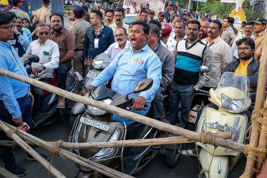 Viklang Sangharsha Samiti protest