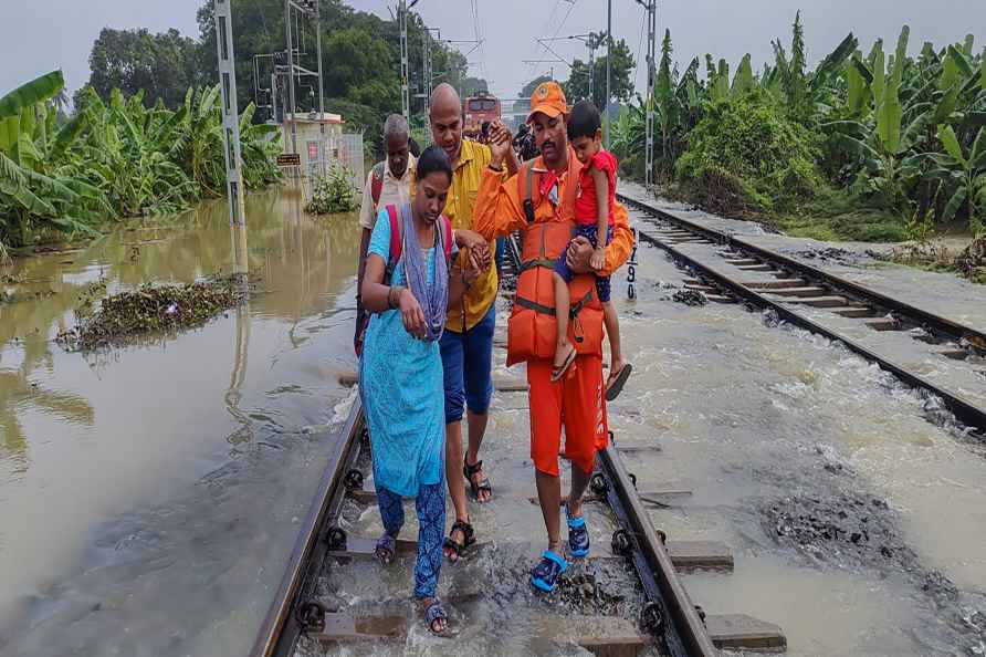 Rescue op amid floods in Tamil Nadu