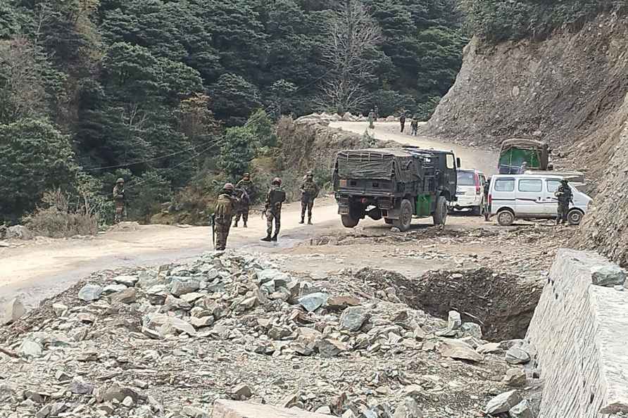 Terrorists ambush Army vehicles in Poonch