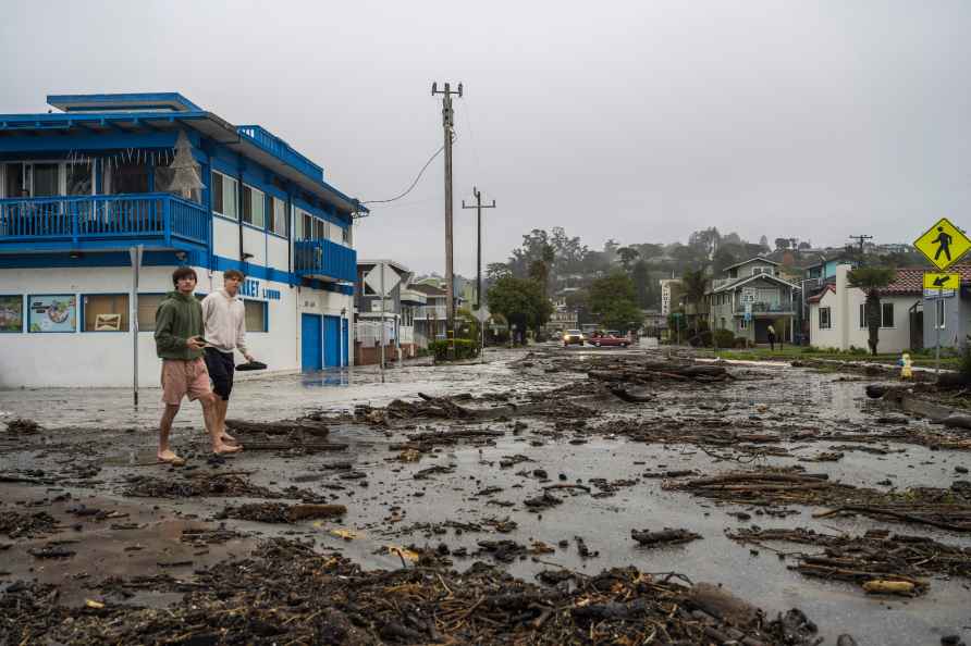 Debris in the Rio Del Mar