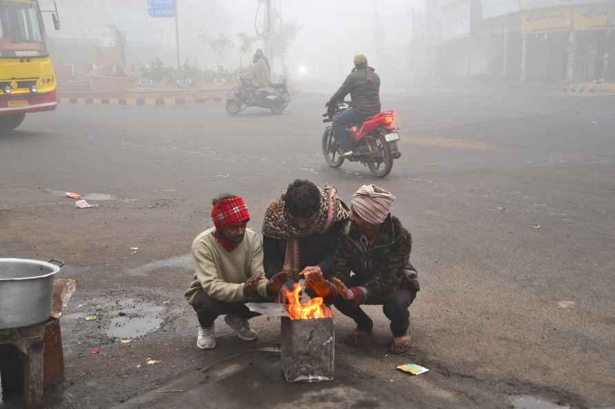 Weather: Winter fog in Jalandhar