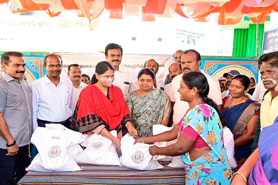 DMK MP Kanimozhi in Thoothukudi