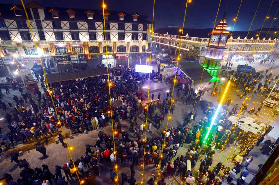 New Year 2024 celebrations in Srinagar