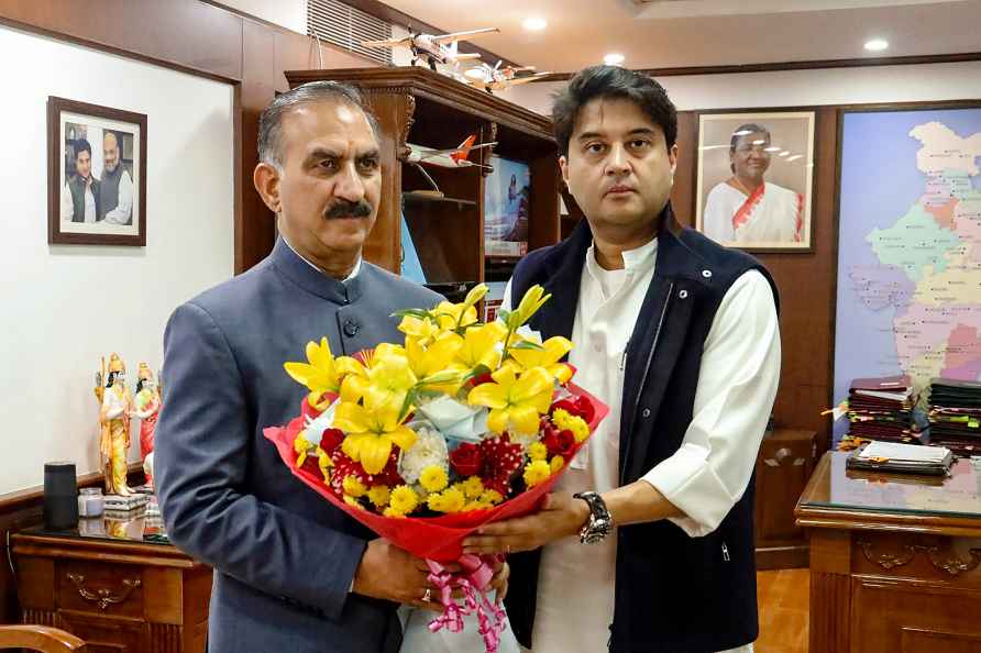 Sukhvinder Singh Sukhu met Jyotiraditya Scindia