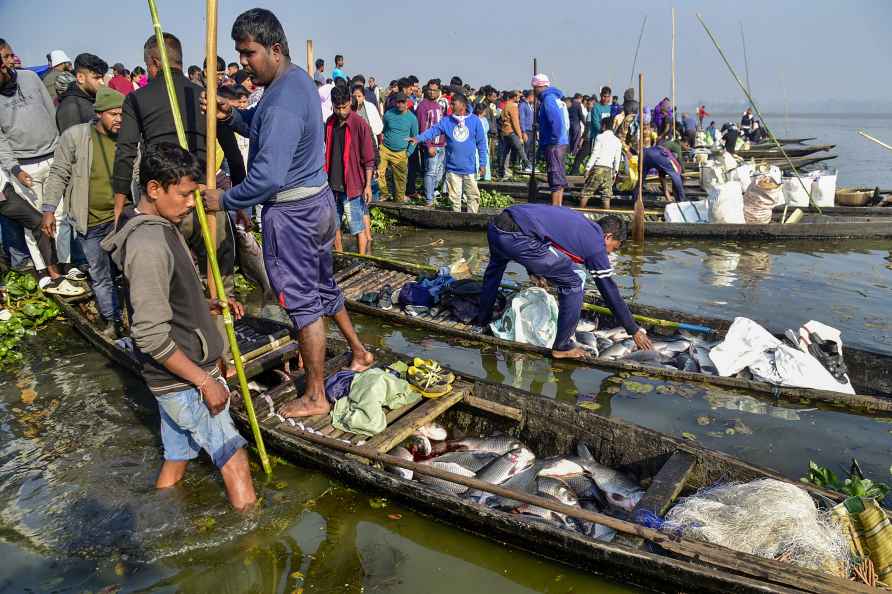 People buy fishes in Guwahati