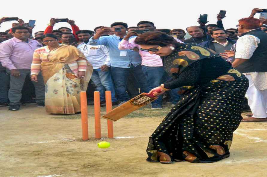 Birbhum: TMC MP Satabdi Roy plays cricket during a sports event ...