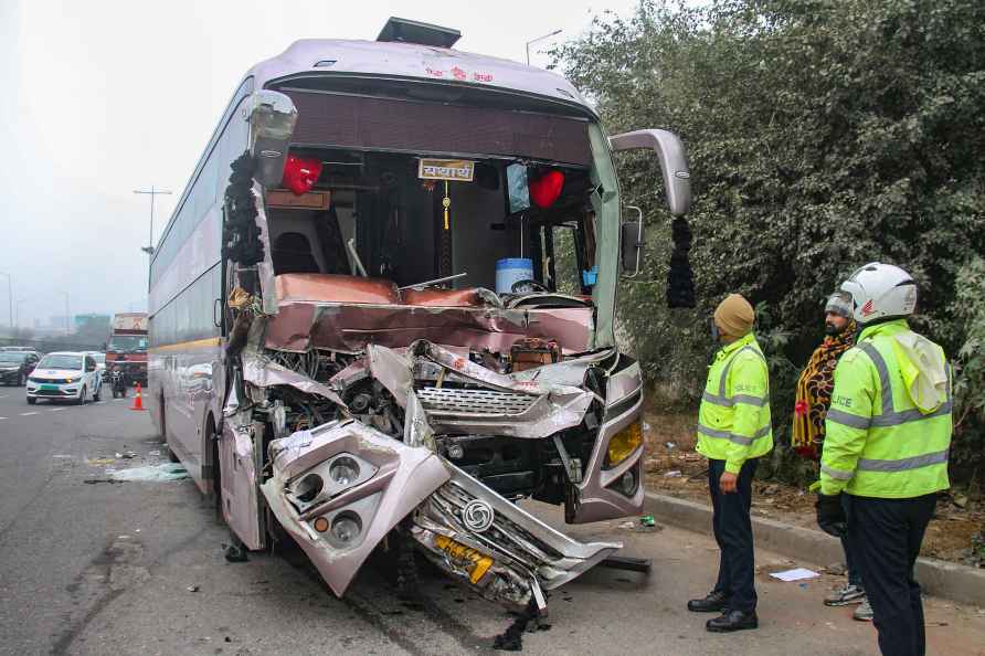 Bus collided with truck in Gurugram