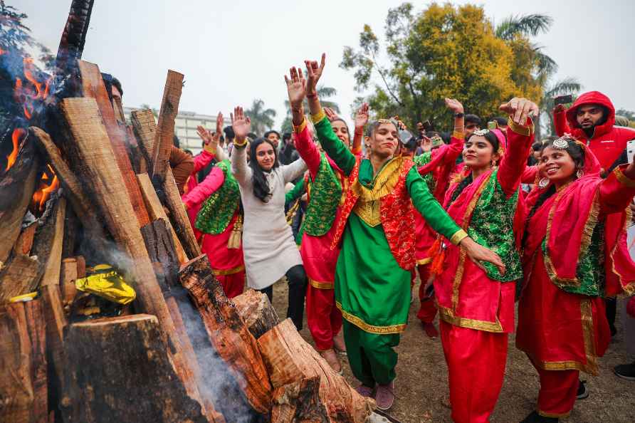 Lohri celebrations at Jammu University