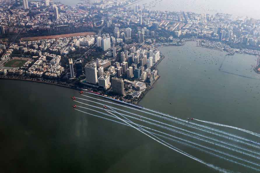 Rehearsal of IAF air display in Mumbai