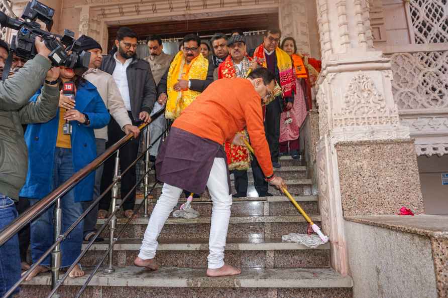 Virendra Sachdeva at Durga temple